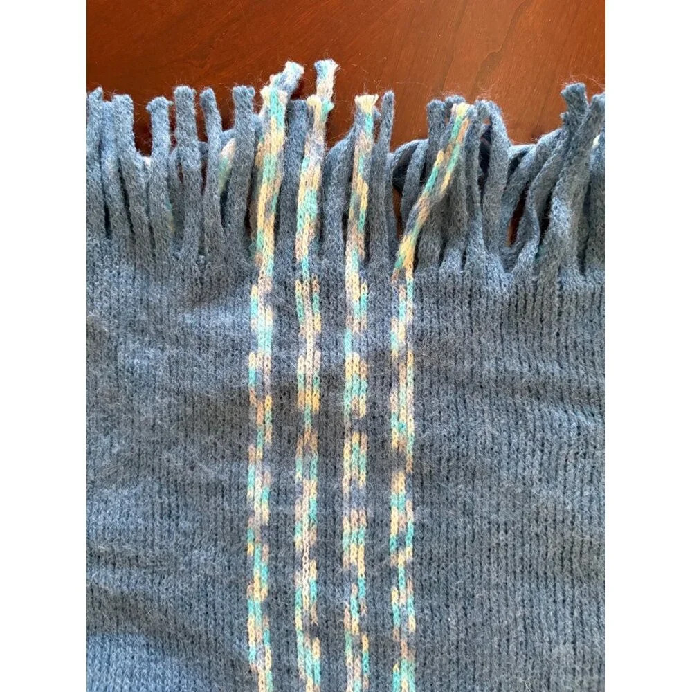 Mia & Tess The Paperstore Blue Cozy Fringe Infinity Scarf New With Tags - Picture 7 of 7